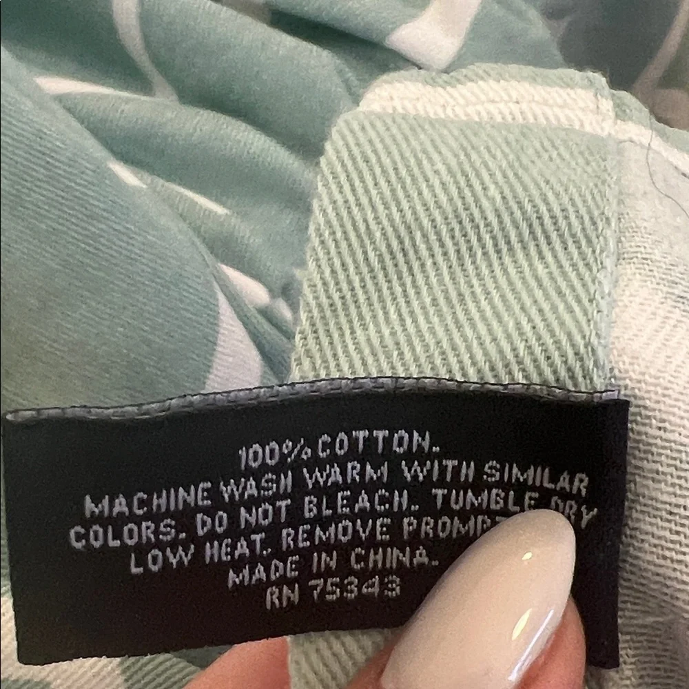 100% Cotton Geometric Shower Curtain - Like New